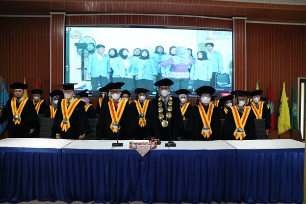 Selamat & Sukses Kepada Wisudawan Universitas Subang Tahun Akademik 2023/2024